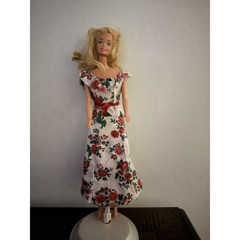 VINTAGE 1976 MATTEL BARBIE BEST BUY ROSE FLORAL PARTY DRESS #9160 & Doll 1966 HK
